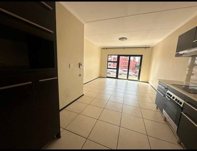2 BEDROOM APARTMENT FOR SALE IN GREENSTONE HILL